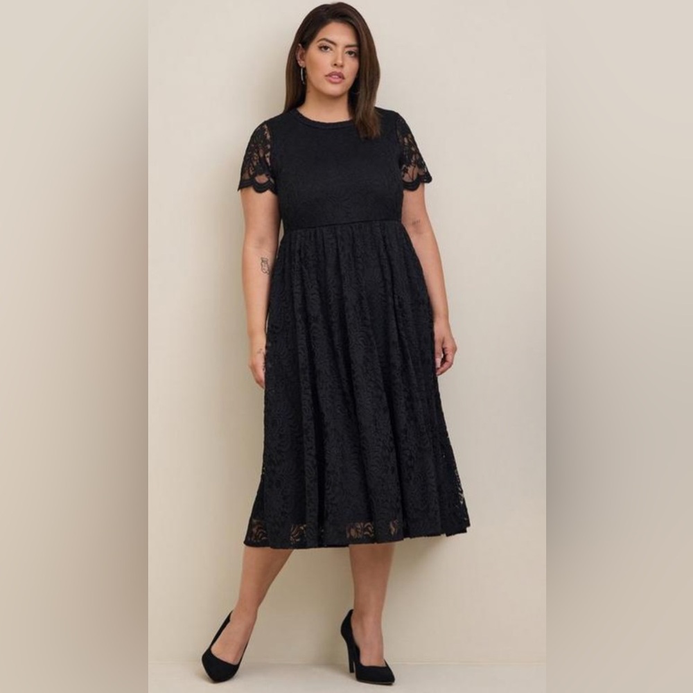 TORRID Midi Lace Fit And Flare Dress color black SIZE 5X PLUS NWT